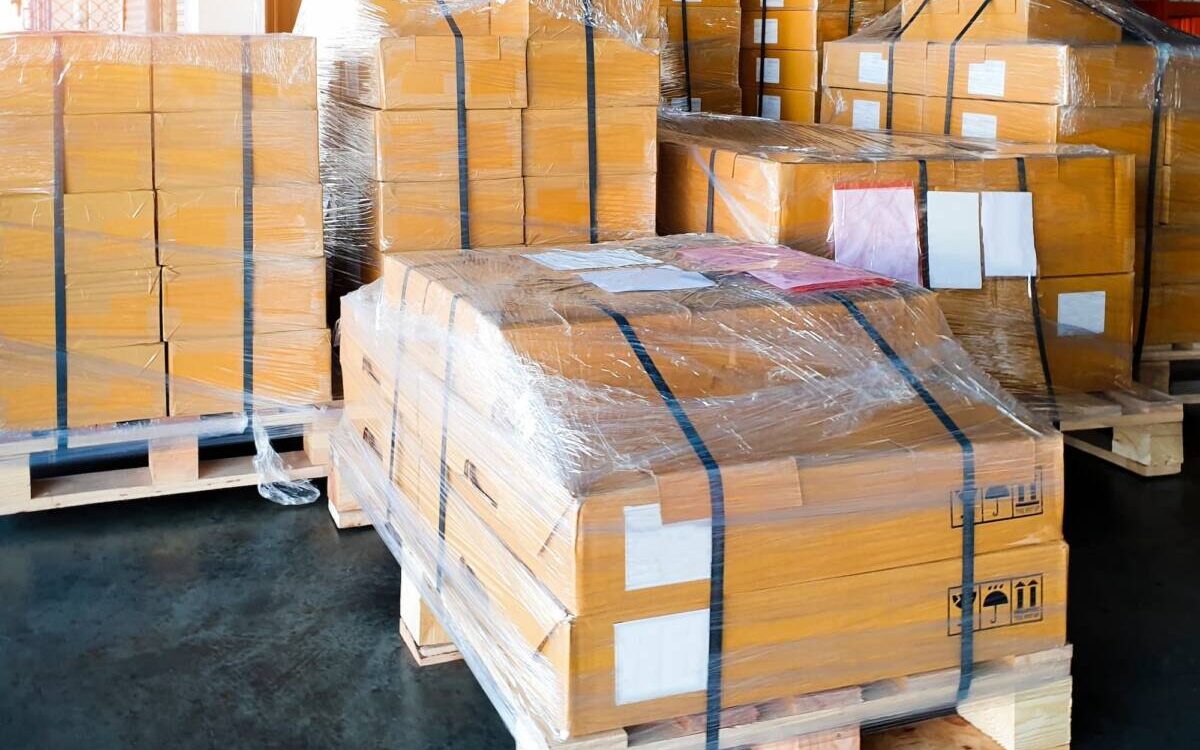 FEUILLARD_EN_POLYESTER 1200X750 | CS Pack Comment éviter les erreurs courantes lors de l’utilisation d’une filmeuse de palettes ? Lingolsheim